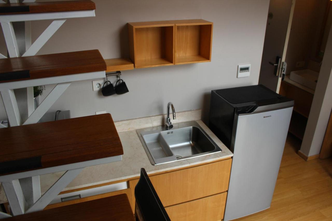 White Tree Residence Jakarta Extérieur photo