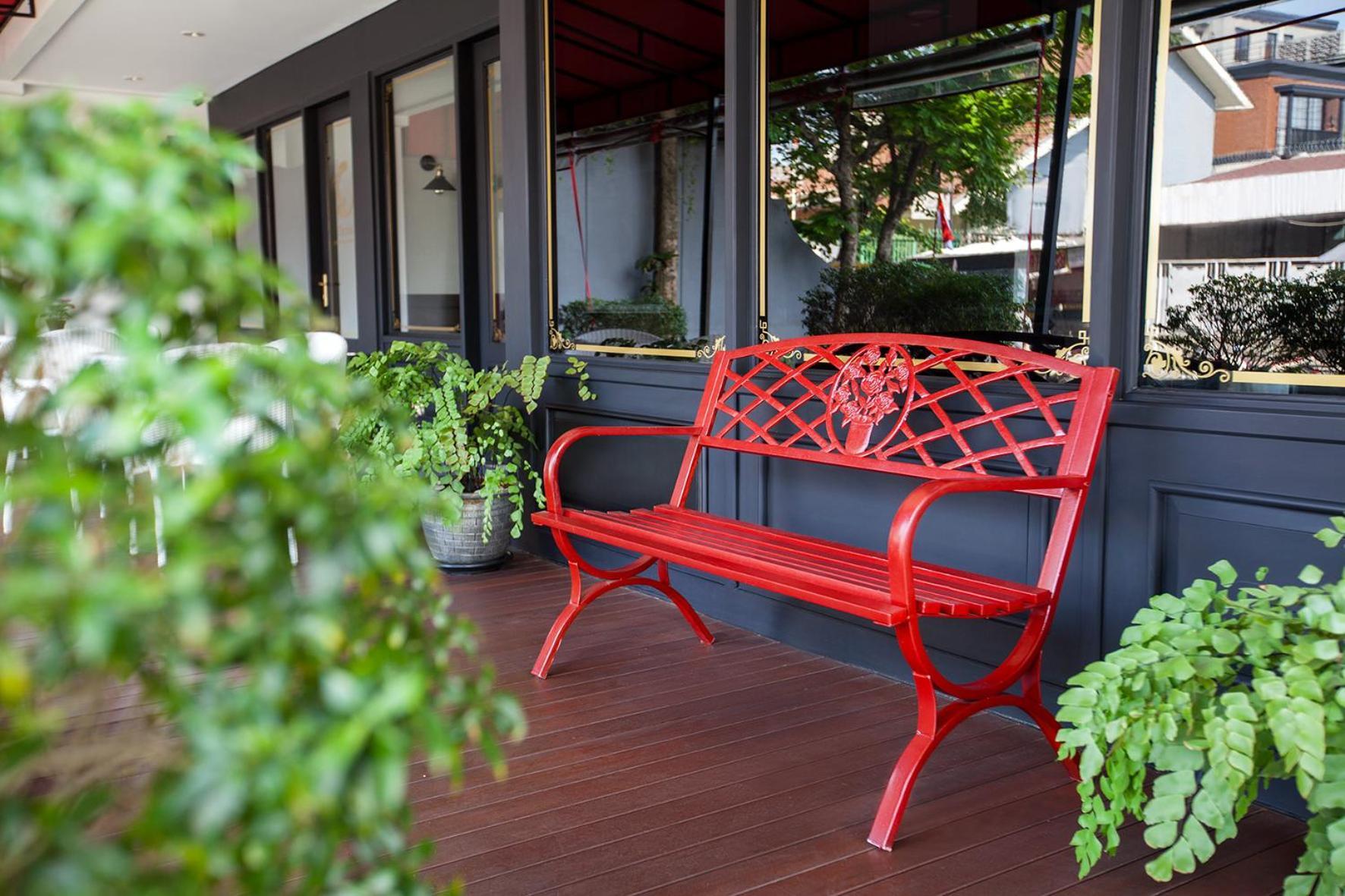 White Tree Residence Jakarta Extérieur photo